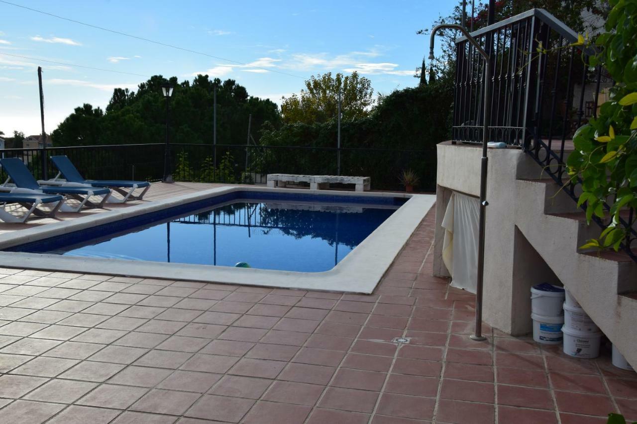 Apartamento-Estudio En Villa Con Piscina マラガ エクステリア 写真